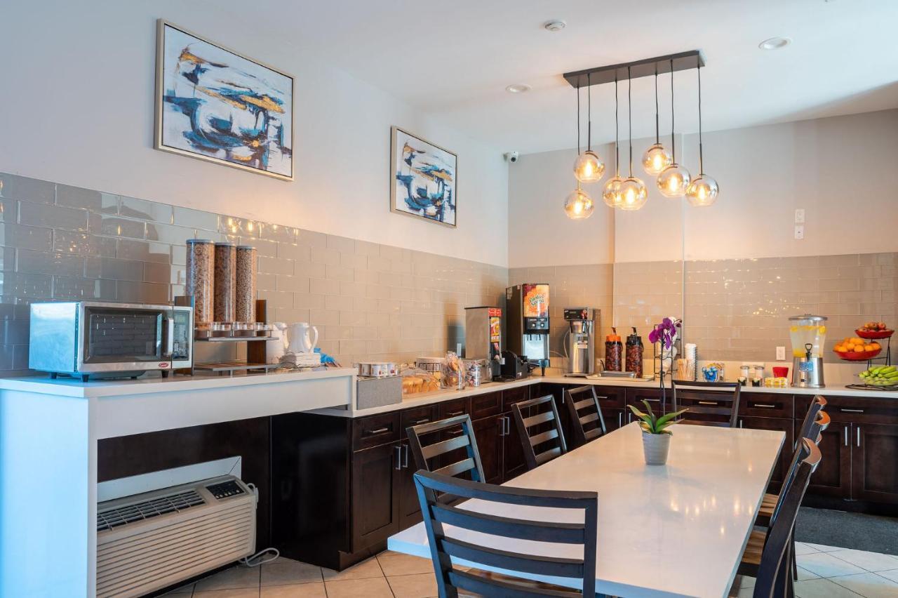 Ramada By Wyndham Redondo Beach Bagian luar foto