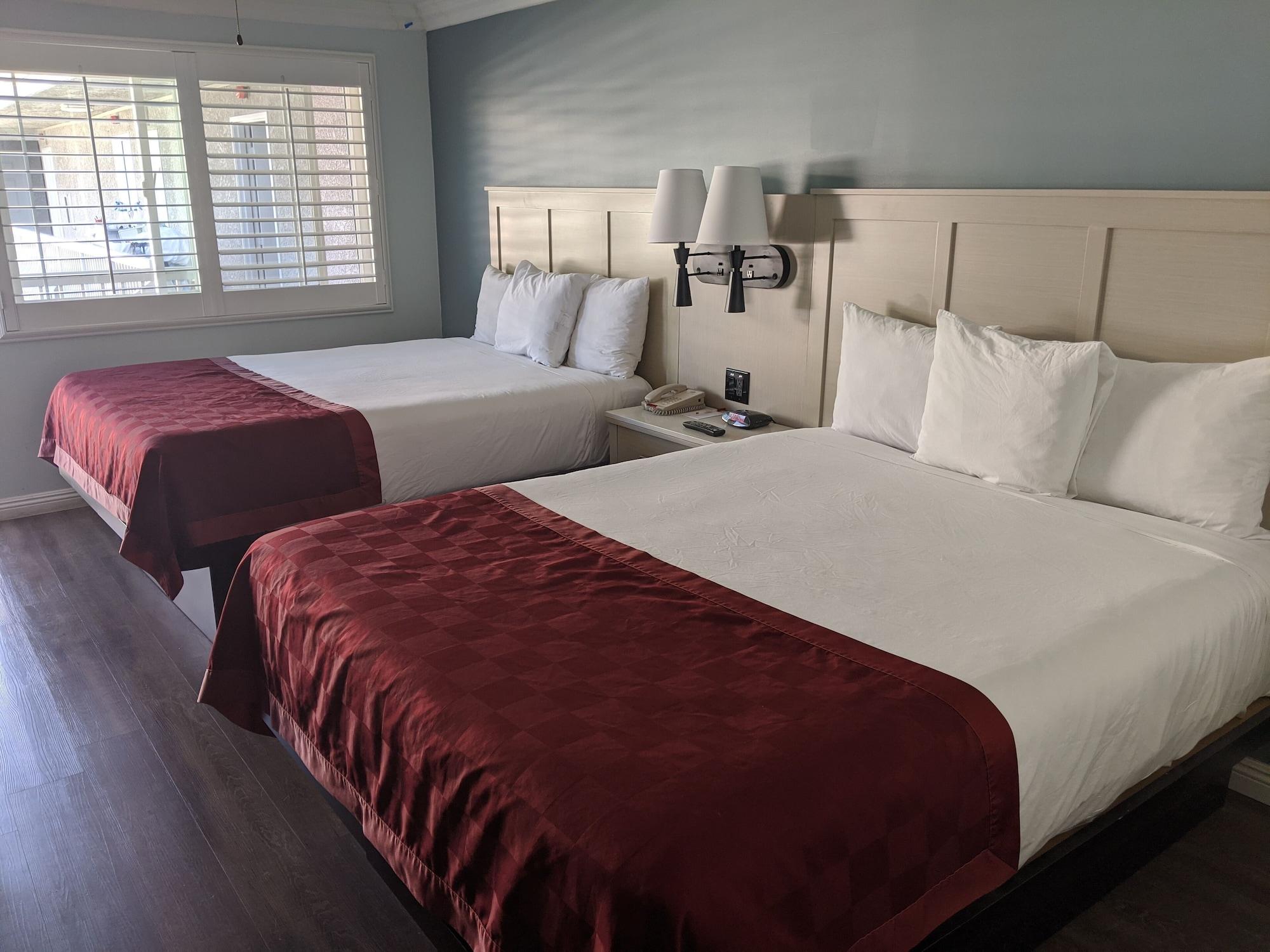 Ramada By Wyndham Redondo Beach Bagian luar foto