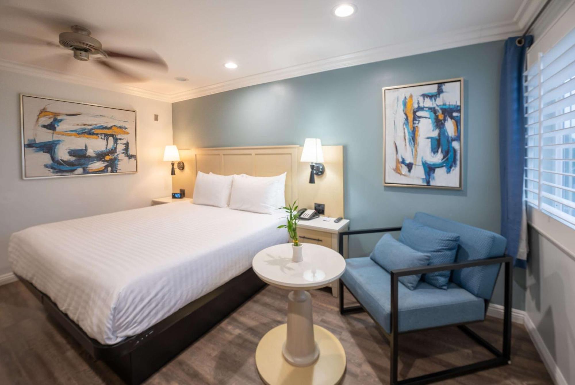 Ramada By Wyndham Redondo Beach Bagian luar foto